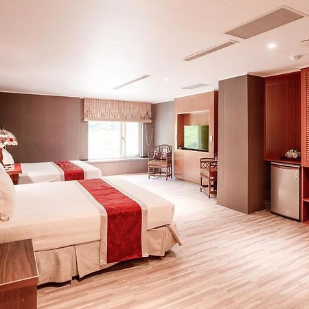 Yufuin Hot Spring Appartement Wulai Buitenkant foto